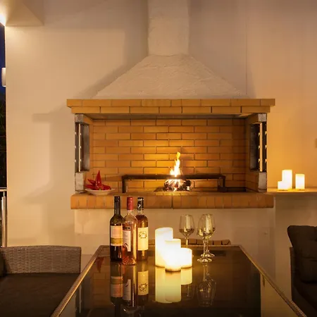 Mcn By Whitedream וילה