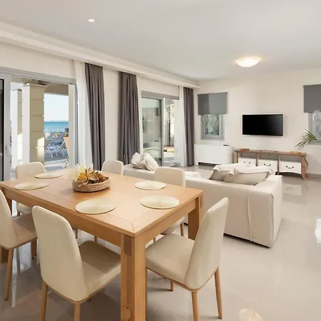 Mcn By Whitedream וילה *